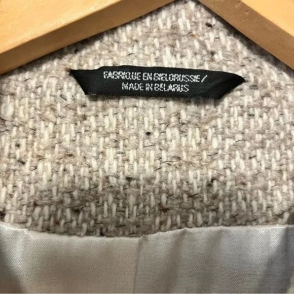 Vintage Made in Bulgaria Wool blend Oatmeal long peacoat size 10 US - Picture 4 of 10